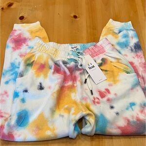 Women’s Tie-Dye Fleece Joggers